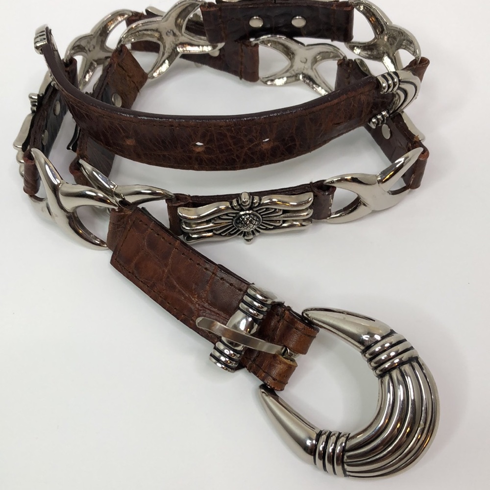 Captiva Collectibles leather and metal belt